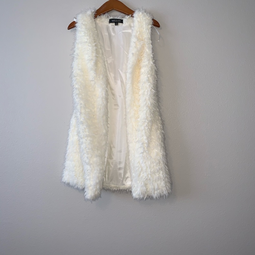 Fluffy vest